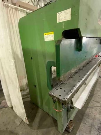 95 Ton, Piranha #95-10, hydraulic press brake, 10' overall, 102" between housing, 0-6" stroke, 8" throat, 25 - Image 3