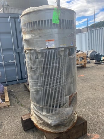 250 HP 714 RPM U.S. Motors, Frame 5809P-30, TEFC, VSS, vertical solid shaft, 460 Volts - Image 1