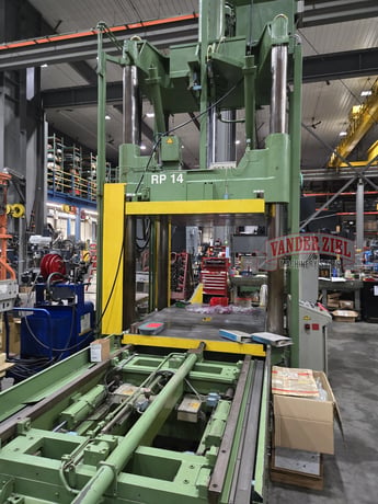 100 Ton, Reis #TUS-160S-100, hydraulic spotting press, 90.55" DL, 63.78" btwn columns - Image 3