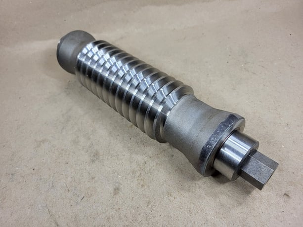 Caterpillar #4737210, Shaft - Image 2