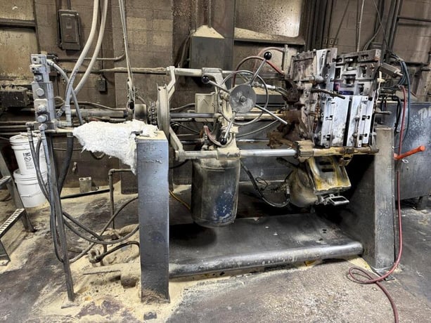 Dependable #400, shell core machine with gas system & controls, air operated rollover, feed with blow tank - Image 5