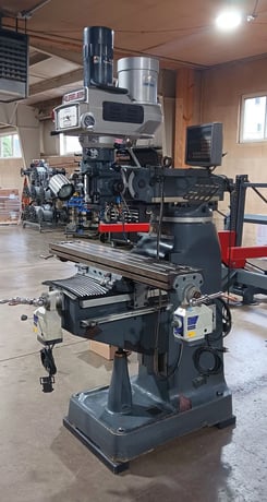 Cleveland #AONE-2VSG, vertical knee mill, 9" x49"tbl., 36" X, 12" Y, 12" Z, 3 HP, R8, 60-4200 RPM, 2014 - Image 4