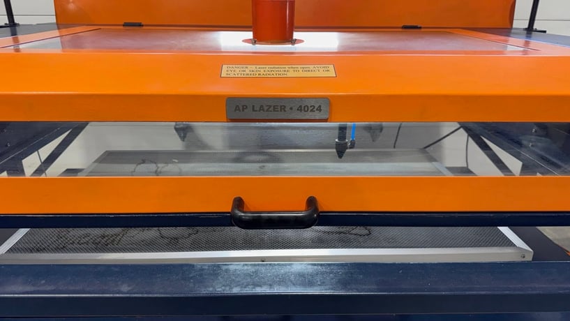 Associated Pacific Lazer #4024, CO2 CNC Laser Engraver, 80 watt, 40" x 24" Table, 110 V., Air Assist Pump - Image 5