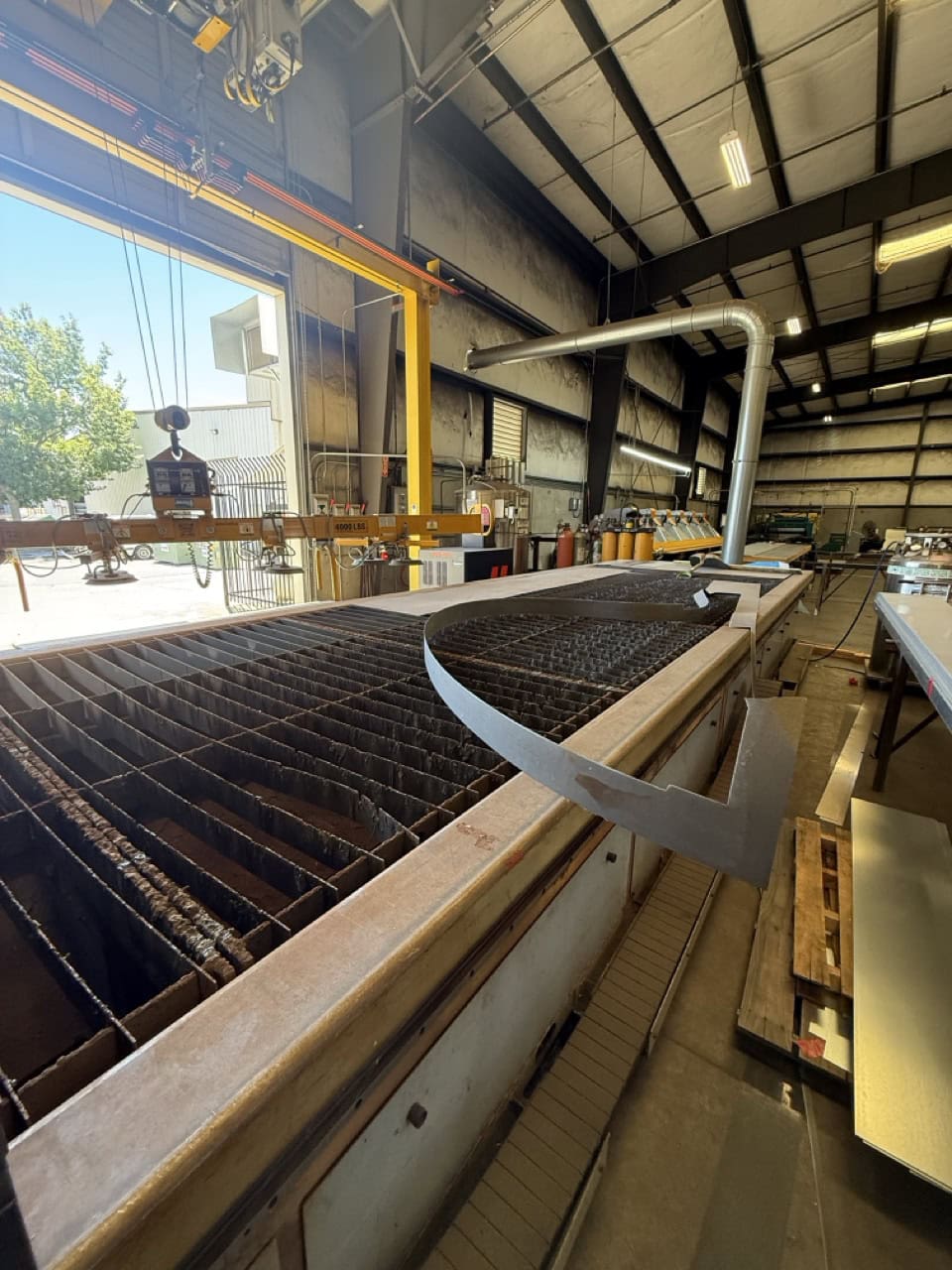 AKS #Accu-Kut, CNC Plasma Table, 6' x 24' Table, 2" cutting capacity, 260 Amp., Hypertherm HPR260XD, 2015 - Image 6