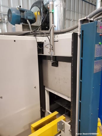 Turbo Spray Systems, dual zone robotic liquid applicatio, 80' chain-on-edge conveyor, Staubli RX60 w/Valpaint - Image 6