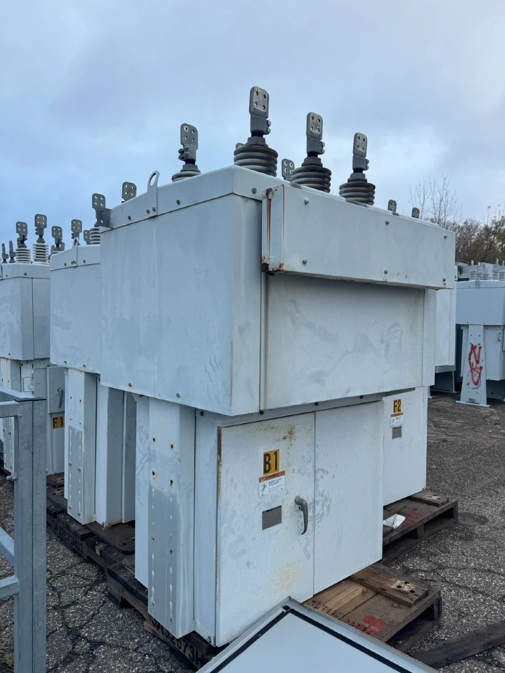 2000 Amp, ABB, R3, 15.5 KV, Vacuum Substation Breaker - Image 4