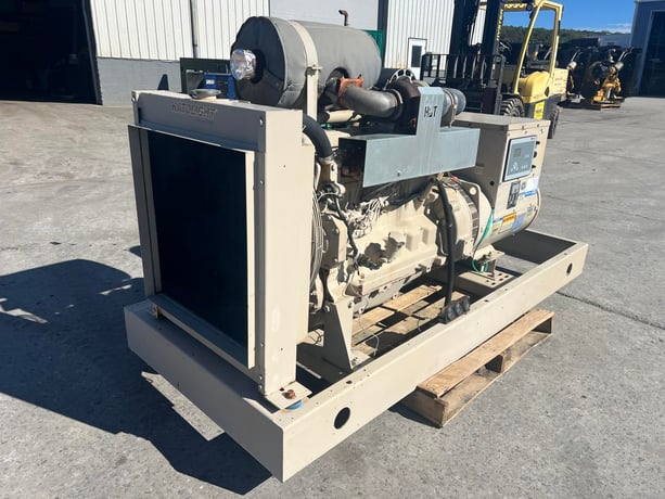 105 KW Kato light #6068TF150, diesel generator, 6.8 liter John Deere engine, open skid, 120/240 Volts, 788 - Image 2