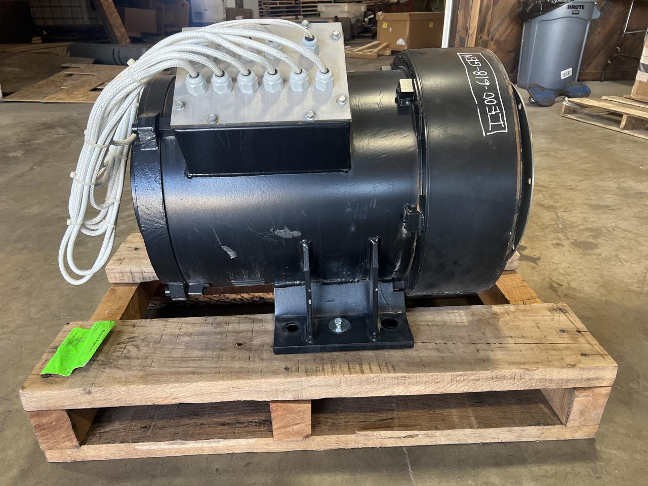 30 KW, Marelli #88-21007, continuous generator end, 12 wire, 50 hours - Image 1