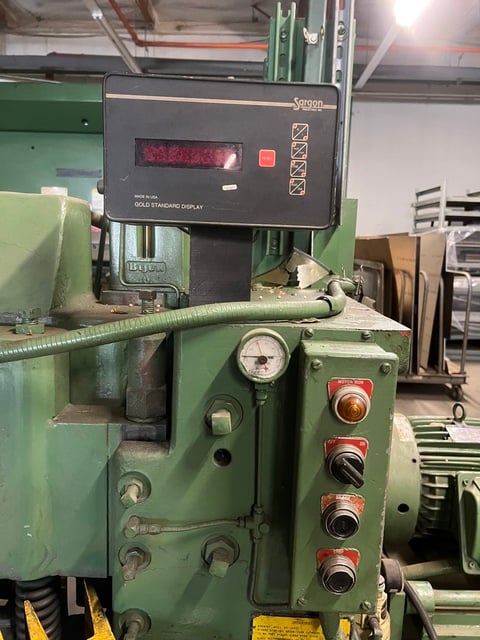 10 gauge x 12' Wysong #10-144, mechanical shear, 36" power back gauge with digital read out, 15 HP, 55 SPM - Image 2