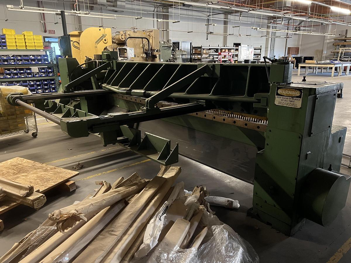 10 gauge x 12' Wysong #10-144, mechanical shear, 36" power back gauge with digital read out, 15 HP, 55 SPM - Image 6