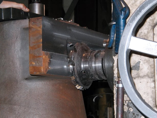 3.94" Nomura #B100SR, horizontal boring mill table type, 26" spindle travel, 3-Axis digital read out, 1982 - Image 4