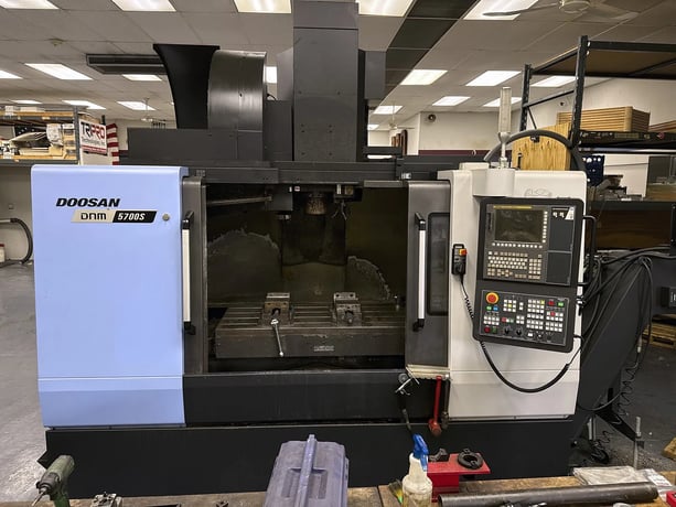 Daewoo Doosan #DNM-5700S, CNC vertical machining center, 30 automatic tool changer, 41.3" X, 22.4" Y, 20" Z - Image 1