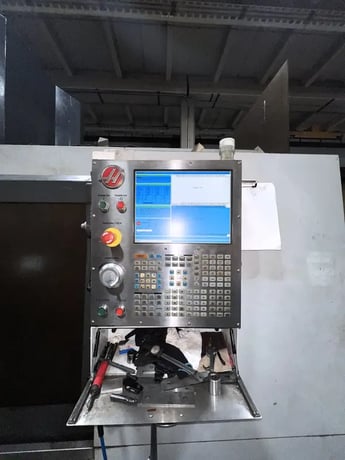 Haas #VF-7/50, CNC vertical machining center, 31+1 side mount tool changer, 84" X, 32" Y, 30" Z, 7500 RPM - Image 2