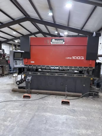 100 Ton, Amada #Promecam-HFBO-100, CNC press brakes, 10' overall, 1997 - Image 1