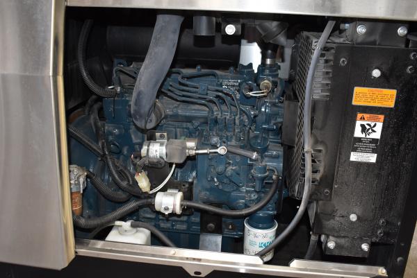 Lincoln #Vantage-322, diesel welding machine, Kubota engine, 472 hours, 2023 - Image 6