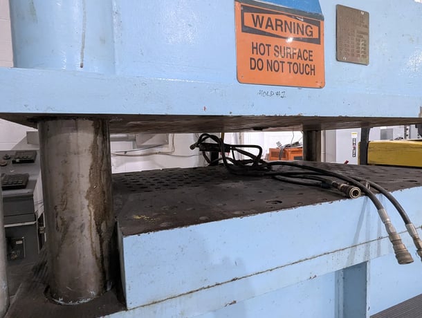 150 Ton, Dake #18-293, 4-post, hydraulic press, 28" stroke, 36" open, PLC Control, 1980 - Image 9