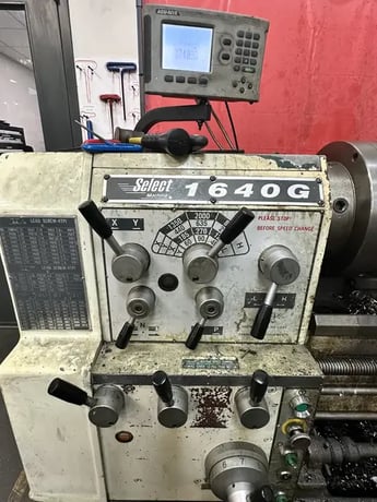 16.9"/25.5" x 40" Select #1640G, engine lathes, 13" 3-jaw chuck, 3.07" bore, 20-2000 RPM, Accu-Rite digital - Image 4
