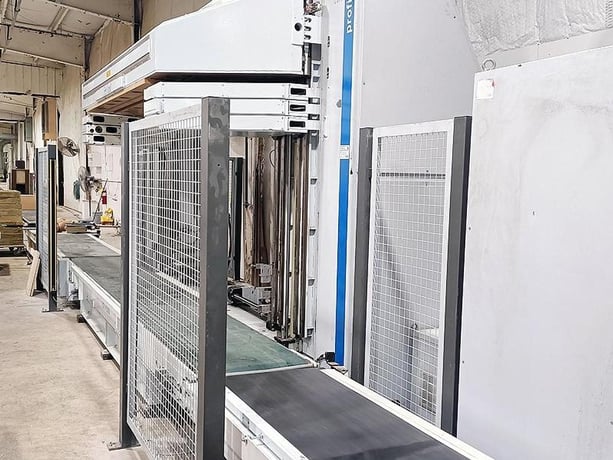 Homag / Ligmatech #MDE-200, Feed Through Case Clamp, 24" x 98.4" x 51.2" capacity, w/ 118" conveyors, Homatic - Image 4