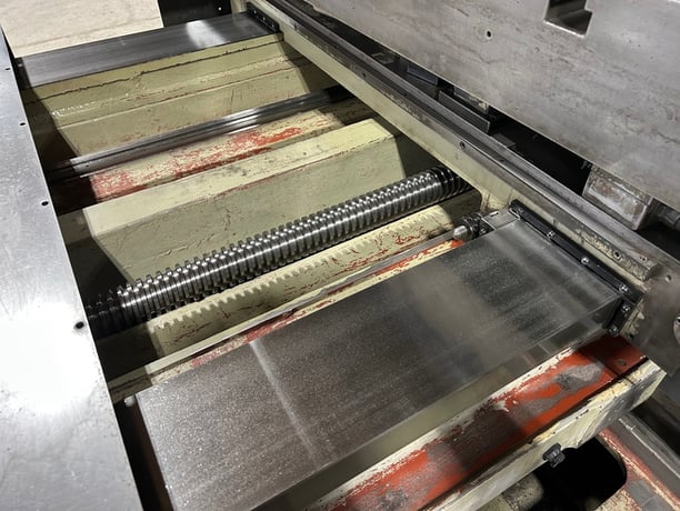 4" Toshiba Shibaura #BT10B-R3, table type horizontal boring mill, 55" x 63" built-in power rotary table - Image 6