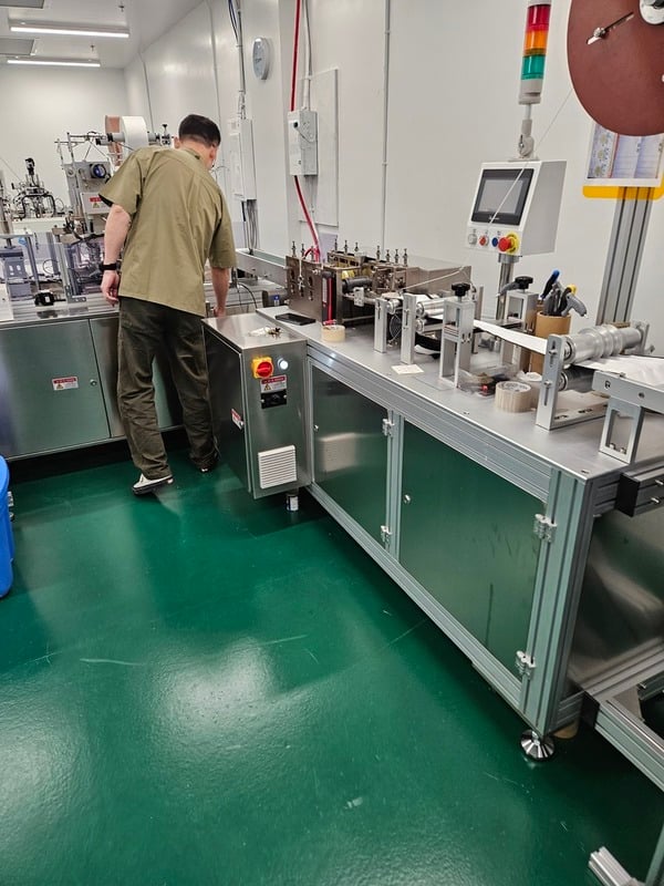 Fully automatic mask machine, B & P #2 BPA0281-101 - Image 3