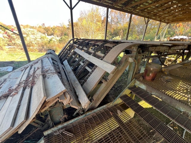 Irvington Moore, Lumber Stacker, w/ Unscrambler - Image 9