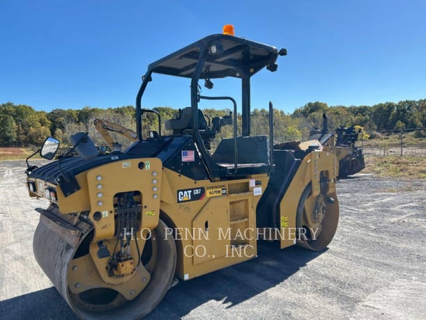 Other CB7, Compactor, 1136 hours, S/N: EL500222, 2018 - Image 3
