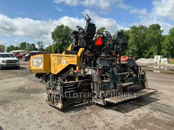 Caterpillar AP655F, Asphalt Paver, 8980 hours, S/N: MH600249, 2017 - Image 4