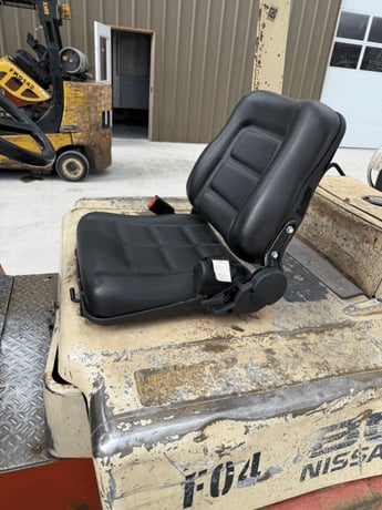 Nissan #80, forklift - Image 5