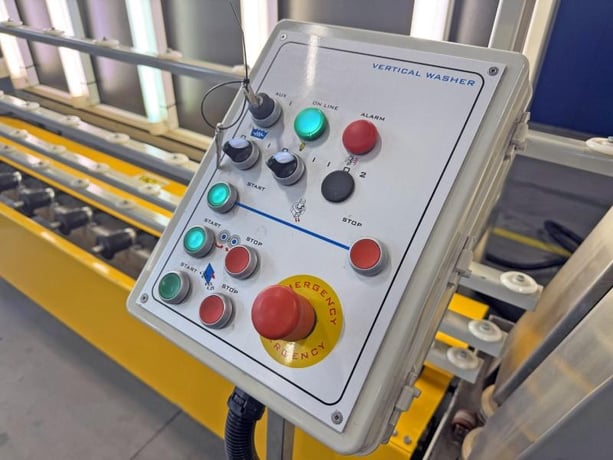 Polyglass #LV1500, Vertical Glass Washing Machine, R-L, 60" max. Glass Size, 2-13 mm Glass Thickness, 2 - Image 6