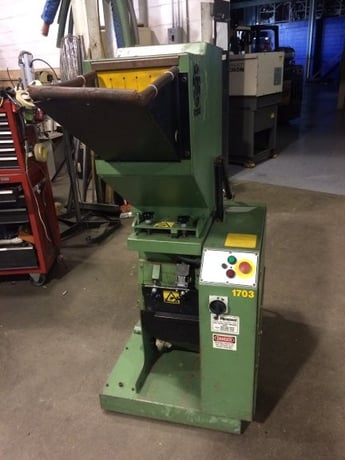 8" x 10" Rapid #810, granulator, 5 HP, staggered blades, 1998 - Image 1