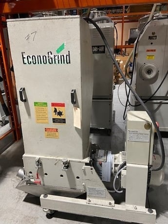 19.9" x 11.4" EconoGrind #ESL180/430, granulator, 5.5 HP, 2 bed knives, 45 fly knives, 2003 - Image 1