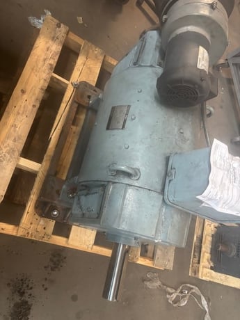 150 HP 1750/2000 RPM Baldor, Frame 409ATZ, DPFG, 500 VA, 300 VF (2 Different motor AVA) - Image 3