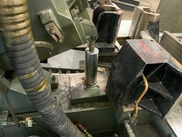 18" x 18" Armstrong Blum #Spartan-PA18/2, horizontal band saw, 15' x 1-1/2" x .050" blade, piece counter - Image 8