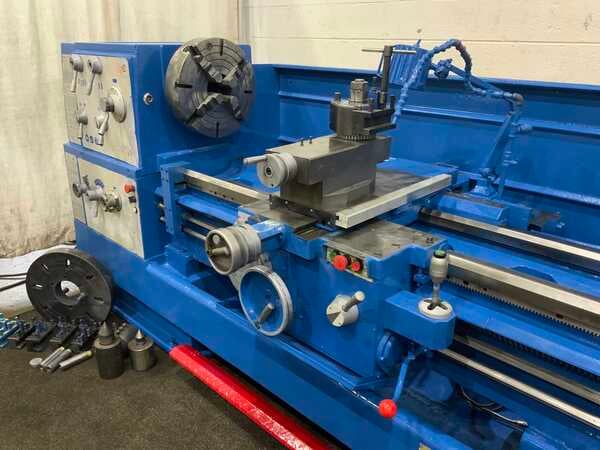 26" x 118" Knuth #SINUS330/3000D, gap bed engine lathe, 17" swing over cross slide, 3-jaw 15" chuck, 2-Axis - Image 2