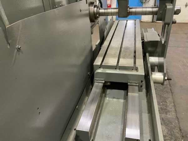 Cincinnati #220-153PL Hypowermatic horizontal production mill, 15" x 63" table, Allen-Bradley PLC - Image 4