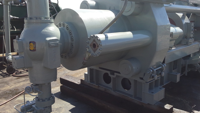 750 Ton, Schloemann, hydraulic, 4" x20" billet, die changer, Stump shear, induction billet heater - Image 4