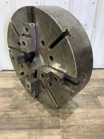 24" Gisholt, 4-jaw lathe chuck, A 20 spindle mount - Image 1