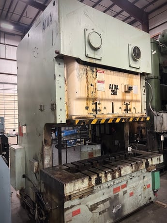 275 Ton, Aida #NC2-250(2), double crank gap frame OBI Press, 11" stroke, 14-27 SPM, 4.7" adj, 86.2" between - Image 3