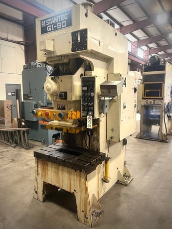 88 Ton, Stamtec #G1-80, Back Geared OBI Press, 2.8" stroke, 14.6" daylight, 80-120 SPM, 3.2" adj, 39.4" x - Image 2
