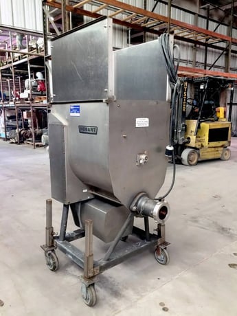 Hobart #4346, Mixer/Grinder, Stainless Steel Hopper, Mixing Arm & Deflector, 60 lbs/min, 7.5 HP, 1725 RPM - Image 3