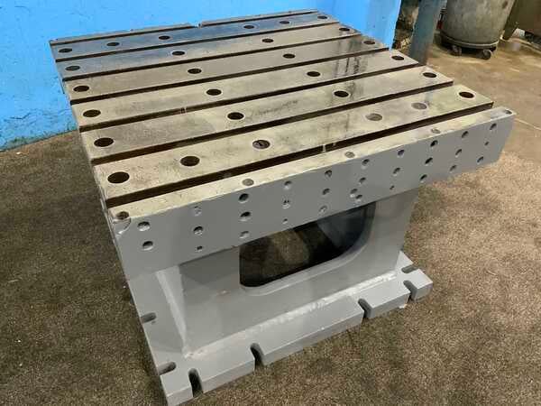 Drill table, 41 -1/4" x 40 -3/4" x 29 -1/2", 7 T slots - Image 2