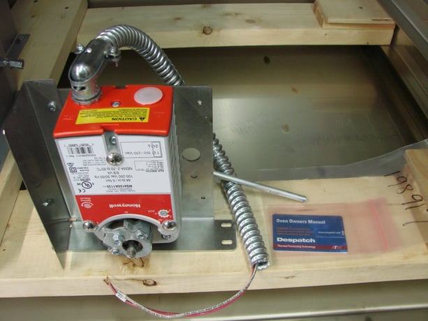 48" width x 42" H x 30" L Despatch #RFD2-35-1E2, Class A solvent use, 650°F, unused - Image 4