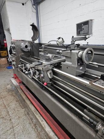GMC #GML2080, Gap-bed Metal Lathe, 20" swing, x 80" centers, 12.5" swing over cross slide, tailstock, 20" - Image 4
