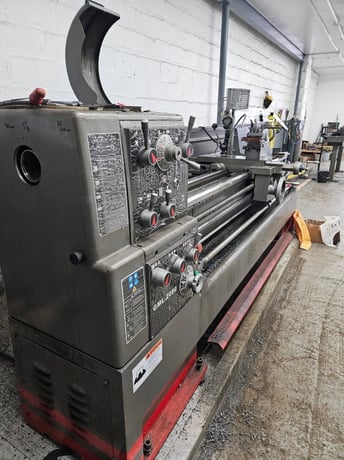GMC #GML2080, Gap-bed Metal Lathe, 20" swing, x 80" centers, 12.5" swing over cross slide, tailstock, 20" - Image 7