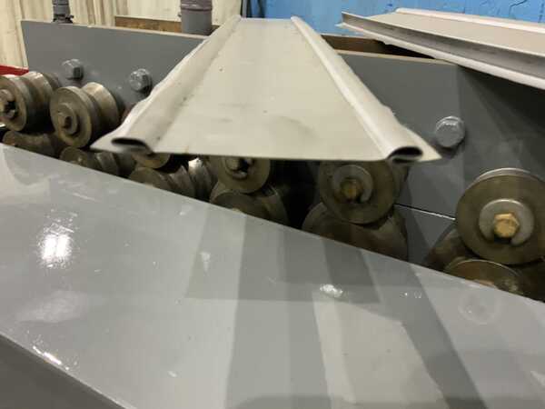 7 Stand, Lockformer rollformer, 18 gauge, 3-3/7" max stock width, 1-1/4" shaft diameter, 35" floor to passline - Image 10