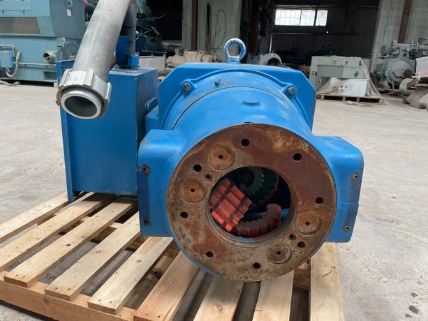 300 HP 3580 RPM Ram Industries, Induction Motor, Frame 447TSC, 460 Volts - Image 5