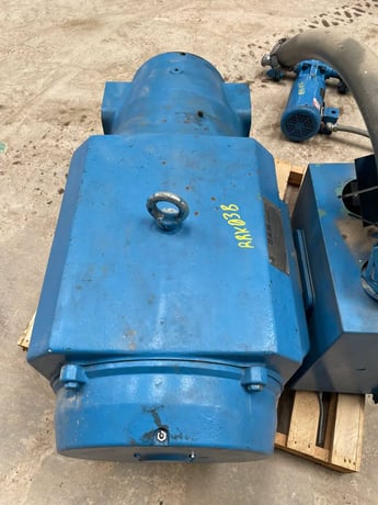 300 HP 3580 RPM Ram Industries, Induction Motor, Frame 447TSC, 460 Volts - Image 10