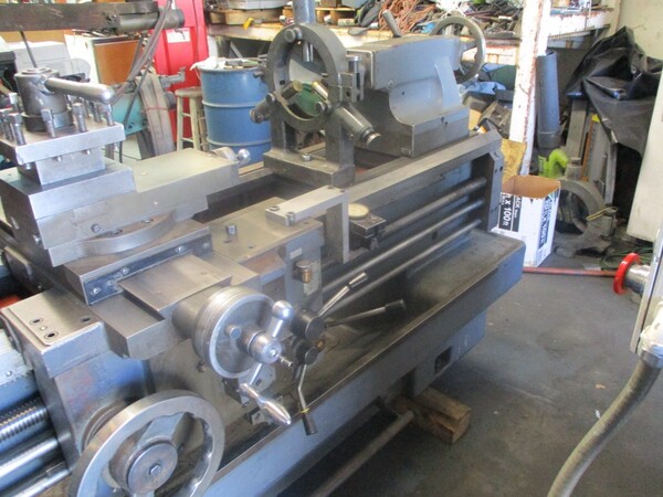 20.5" x 60" Webb, gap bed engine lathe, tooling - Image 5