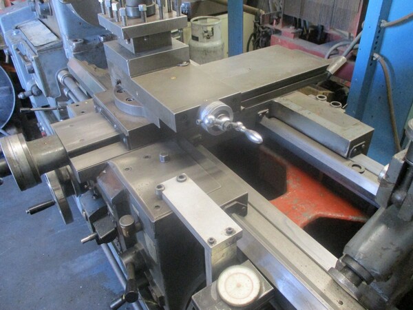 20.5" x 60" Webb, gap bed engine lathe, tooling - Image 10