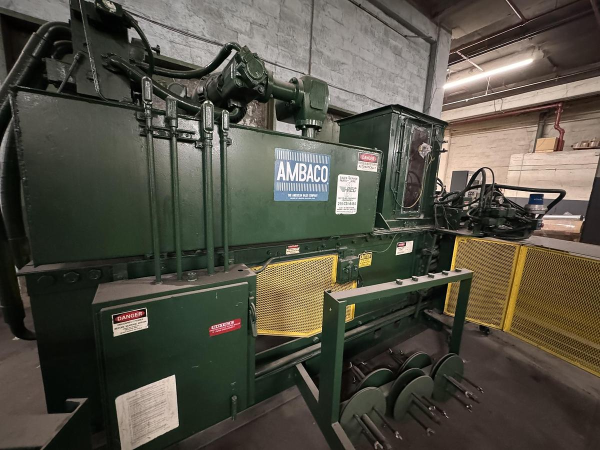 American #10357, horizontal autotie baler, 20 HP, 480 V., serial #729710357390 - Image 3